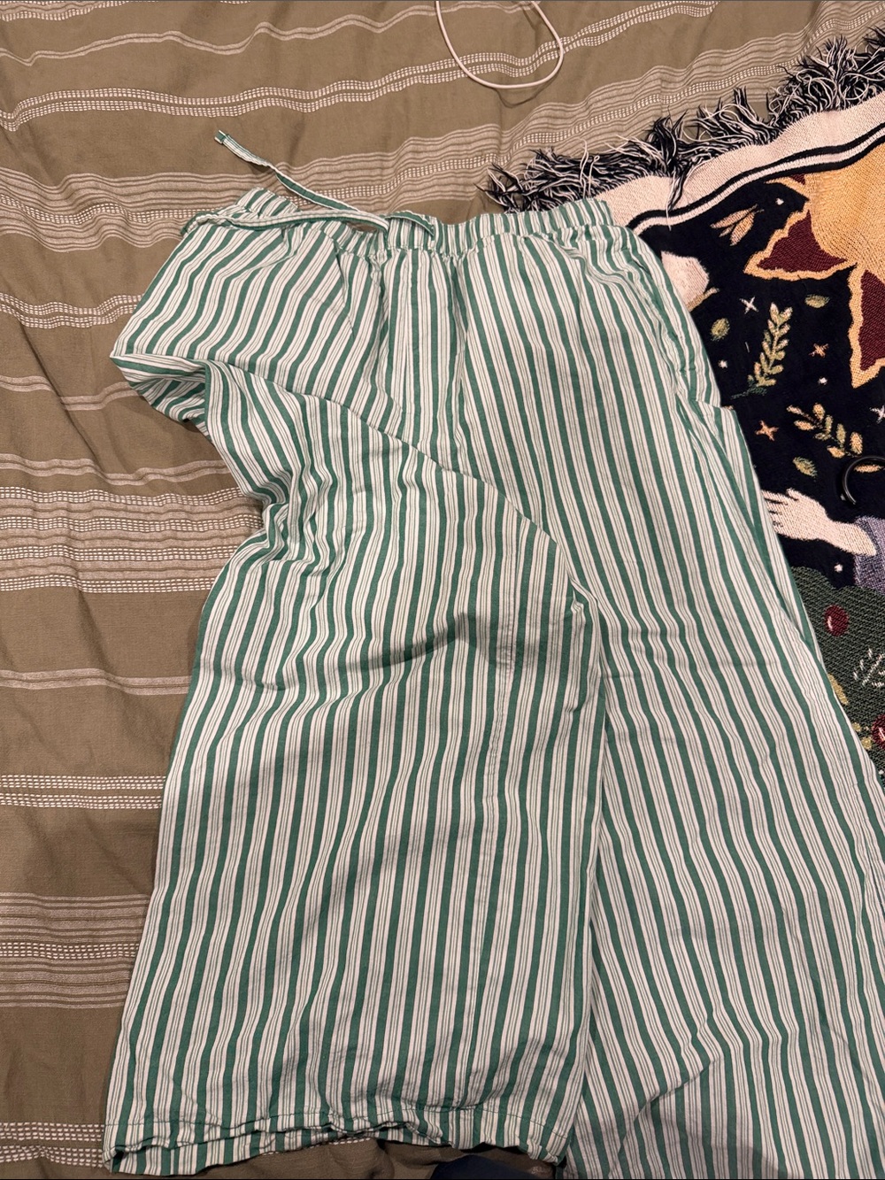 Old Navy Green and White Striped Wide-Leg Pants
